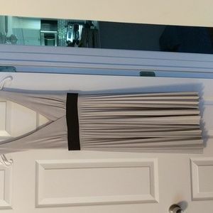 Forever 21 Grey Dress - Large